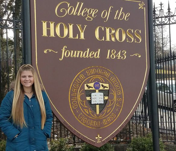 Audrey Gusel commits to Holy Cross !!