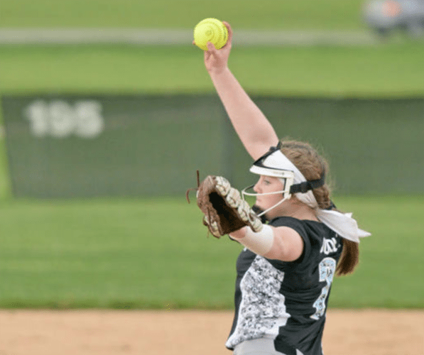 2018 HS UPDATES: Willowbrook freshman Caroline Dooley making her mark on the mound, at the plate
